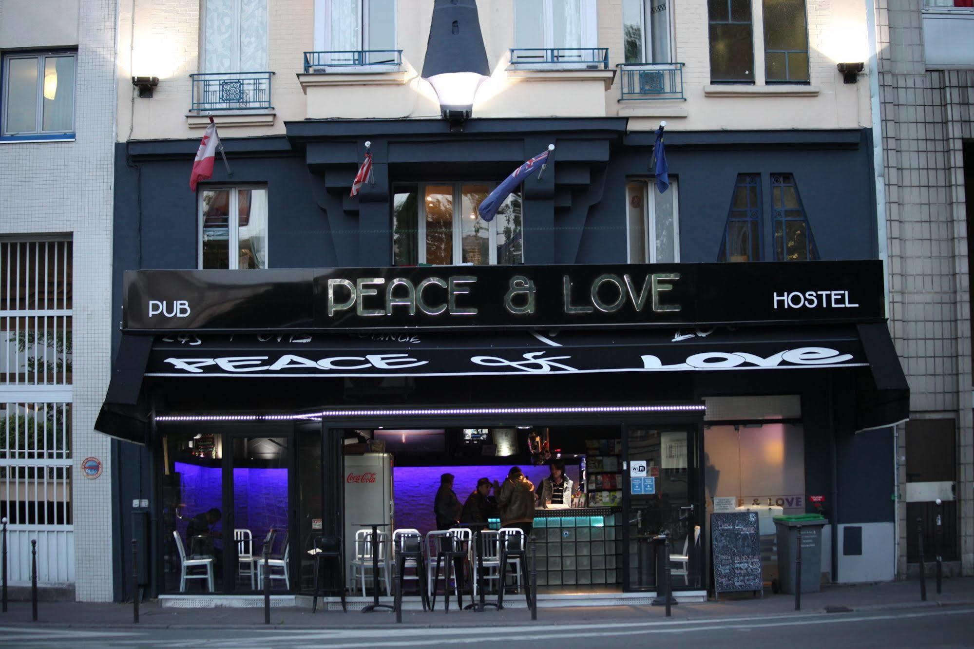 Peace & Love Hostel Paříž Exteriér fotografie